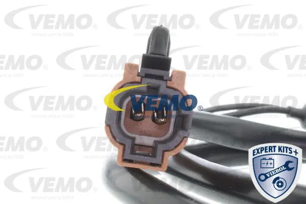 V63-73-0001 VEMO Выключатель, фара заднего хода (фото 2)
