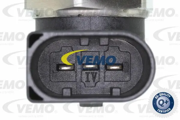 V20-72-5246 VEMO Датчик, давление подачи топлива (фото 2)