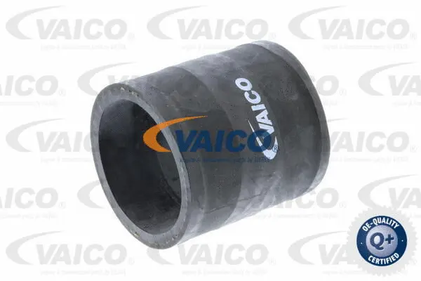 V40-1366 VAICO Трубка нагнетаемого воздуха (фото 1)