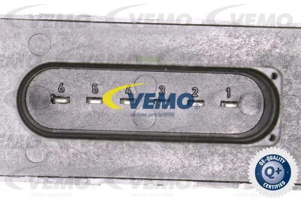 V15-71-0074 VEMO Реле, топливный насос (фото 2)