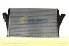 V40-60-2012 VEMO Интеркулер (радиатор интеркулера)