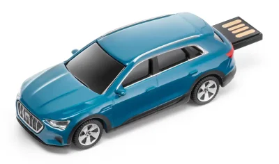 Флешка Audi e-tron USB-stick, Antigua Blue, 32 GB VAG 3221900100