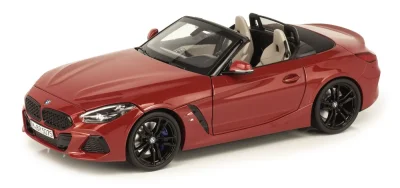 Модель автомобиля BMW Z4 Roadster (mod.G29), San Francisco Red, 1:18 Scale BMW 80432450998