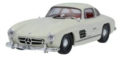 Масштабная модель Mercedes-Benz 300 SL W 198 (1954-1957), Light Ivory, Scale 1:43 MERCEDES B66041058