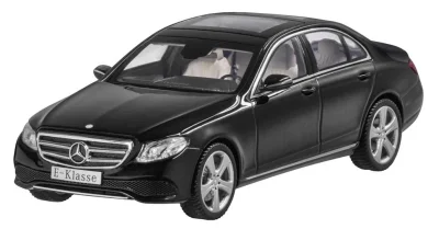 Модель Mercedes-Benz E-Class Saloon (W213), Avantgarde, Scale 1:43, Obsidian Black MERCEDES B66962303