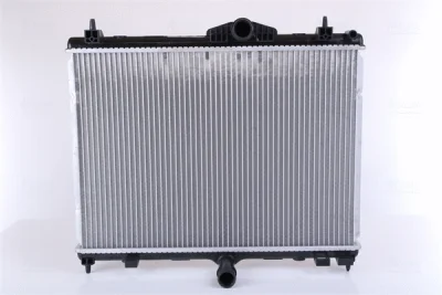 606055 NISSENS Радиатор, охлаждение двигателя
