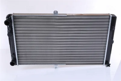 Радиатор, охлаждение двигателя NISSENS 623552