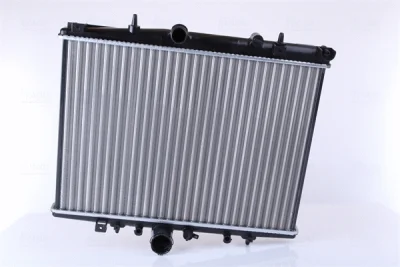 Радиатор, охлаждение двигателя NISSENS 63705A