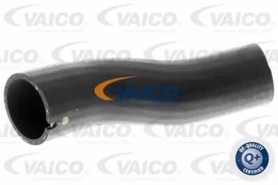 V24-0715 VAICO Трубка нагнетаемого воздуха
